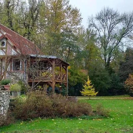 La Riviere A 10min De Disneyland Paris - & Cabanon * Chalifert